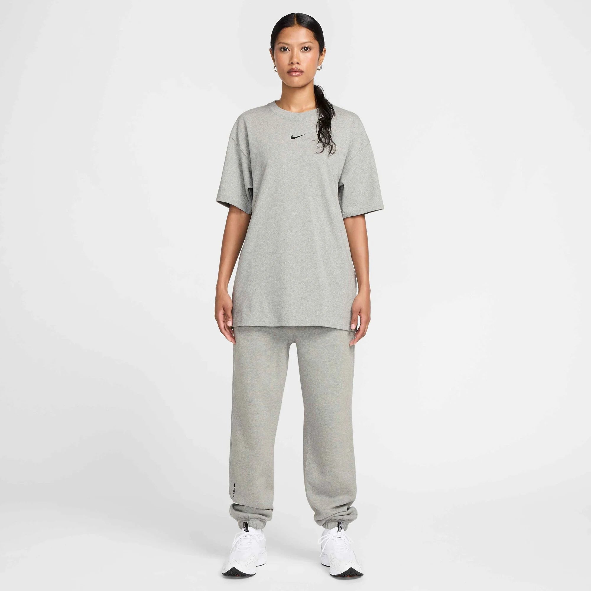 Унисекс тениска Nike x NOCTA T-Shirt - IB5673-063 модел жена